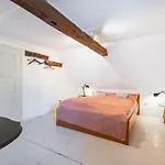 Daire Reetdachhof Familie Duehrsen *