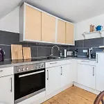 Reetdachhof Familie Duehrsen *